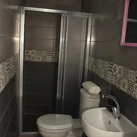 Hotel Oerge Suit Apart *