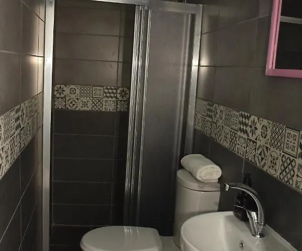 Hotel Oerge Suit Apart *