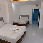 Oerge Suit Apart Hotell